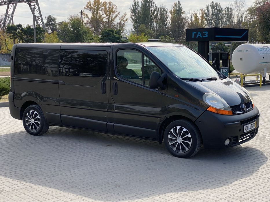 Продам Renault Trafic 1.9 турбодизель  6 ступка очень хорошем состоянии