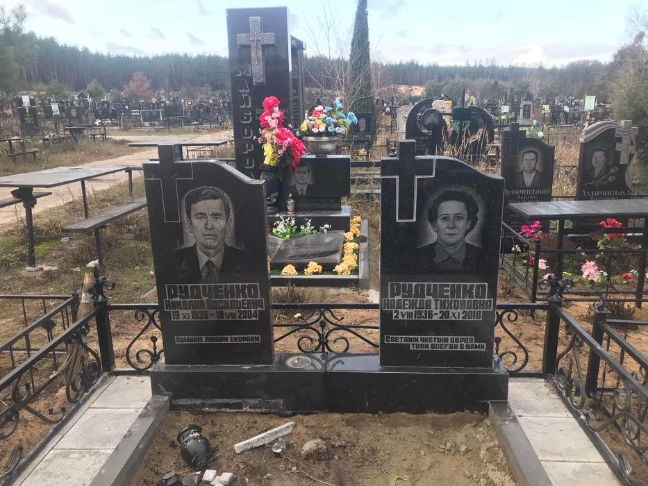 Пам'ятники з граніту