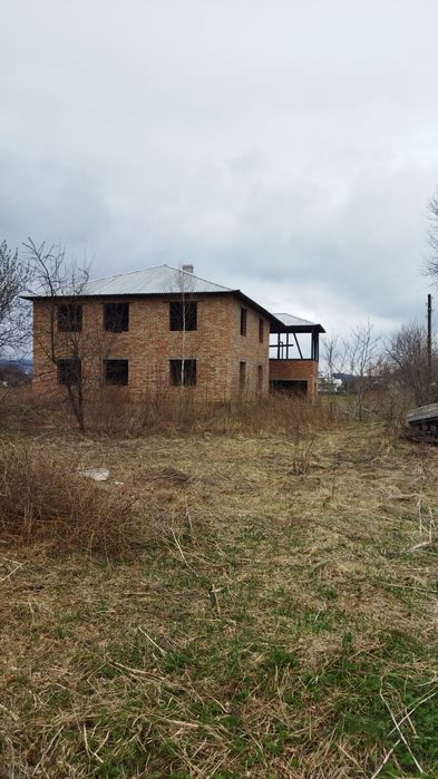 Продам недобудований будинок