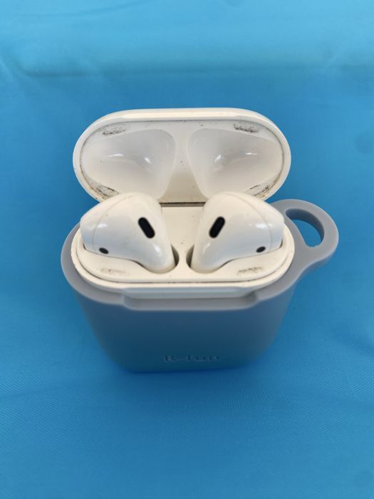 Apple AirPods 2ª Geração (A2031) – Funcionam perfeitamente