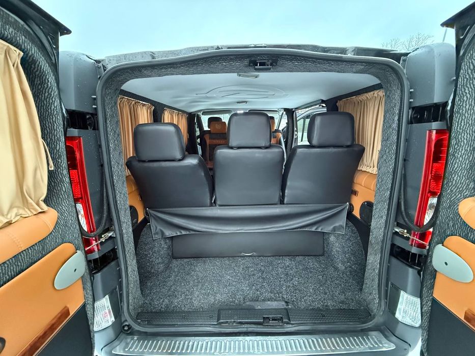 Opel Vivaro 2007 пассажир