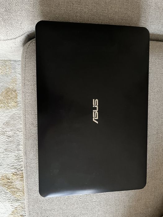 Portatil    Asus