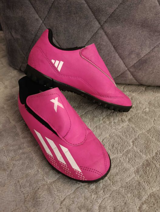 Buty do piłki nożnej, r. 30,5