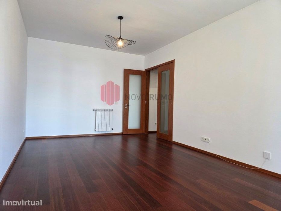 Excelente T2 no Centro da Maia | Varanda, Garagem e Arrumos