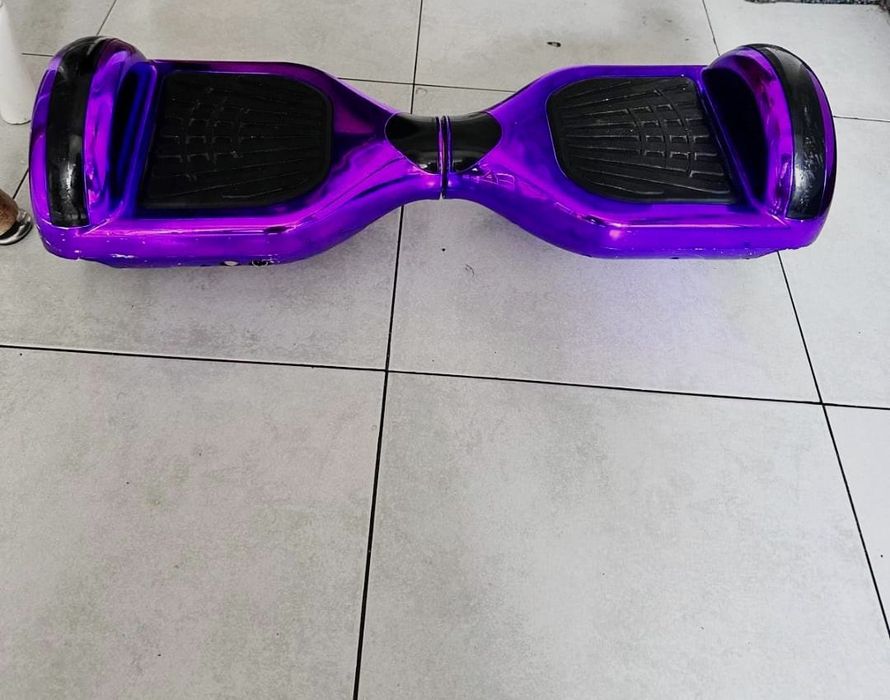 É um Hoverboard muito bom