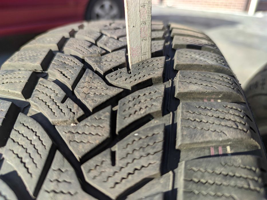2szt Dunlop Wintersport 5 205/60R16 96H XL koniec 2016r 5-6mm