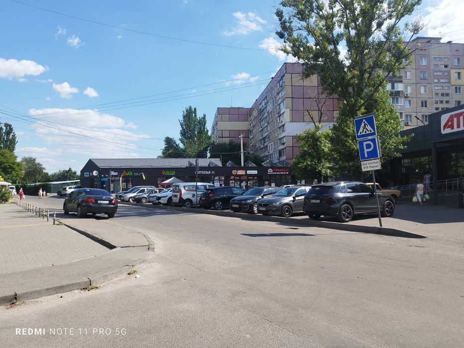 Продам  уютную  2-х квартиру, на Терещенковской,27. Отличная локация.