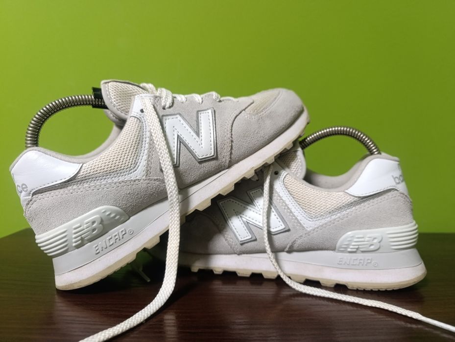 Кросівки New Balance  Classic 574 р.37