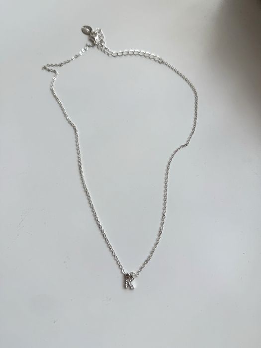 Literka k litera „k” srebrna stal nierdzewna naszyjnik wisiorek