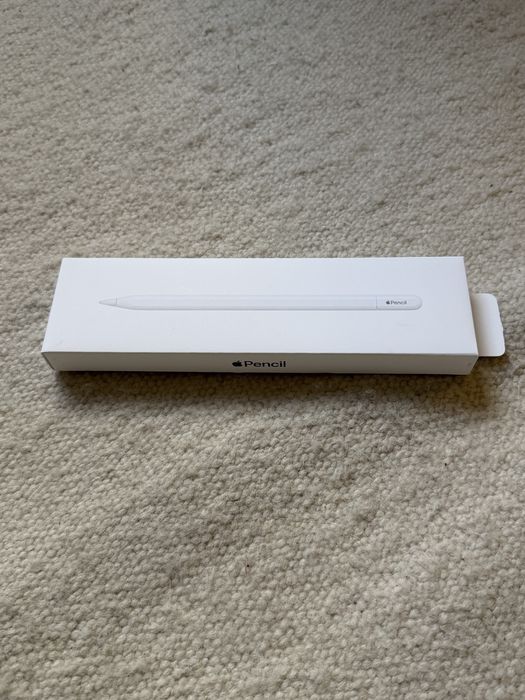 iPad Air M3 13” (2025) + Magic keybord + Apple Pencil