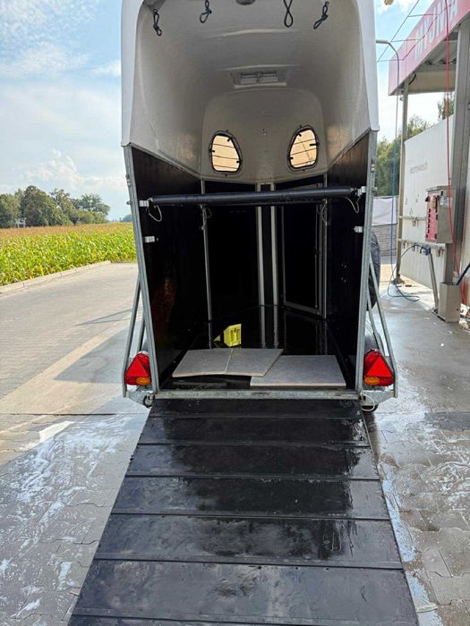 Wynajem przyczepy 1 konnej