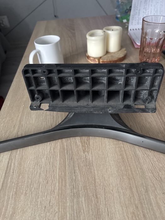 podstawa noga stopa od SAMSUNG UE50KU6000