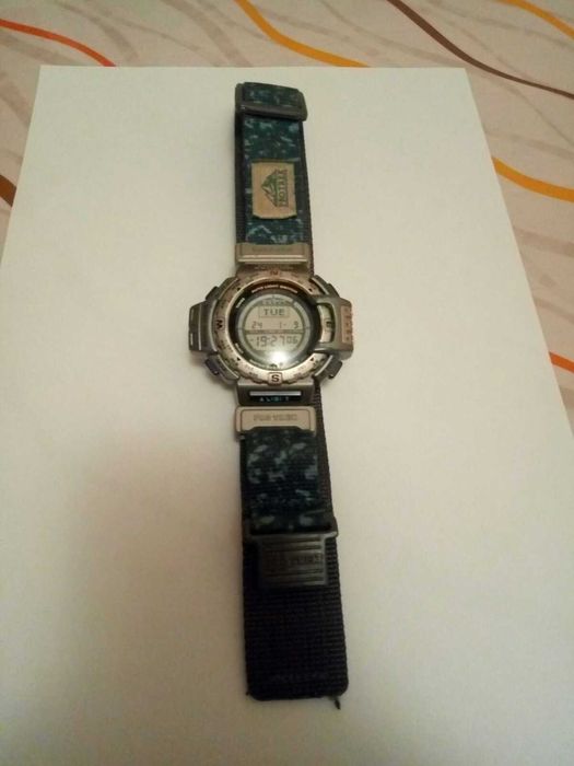 Casio Protrek 1471 PRT-40 Triple Sensor (Japan)
