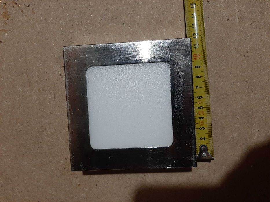 Lampa led mała plafon Castorama Colours