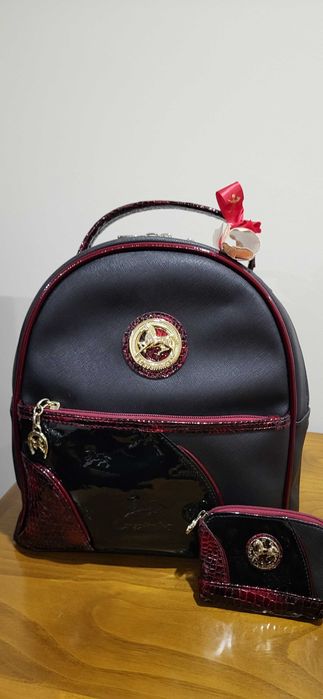 Mochila da Cavalinho Nova e Moedeiro Novo