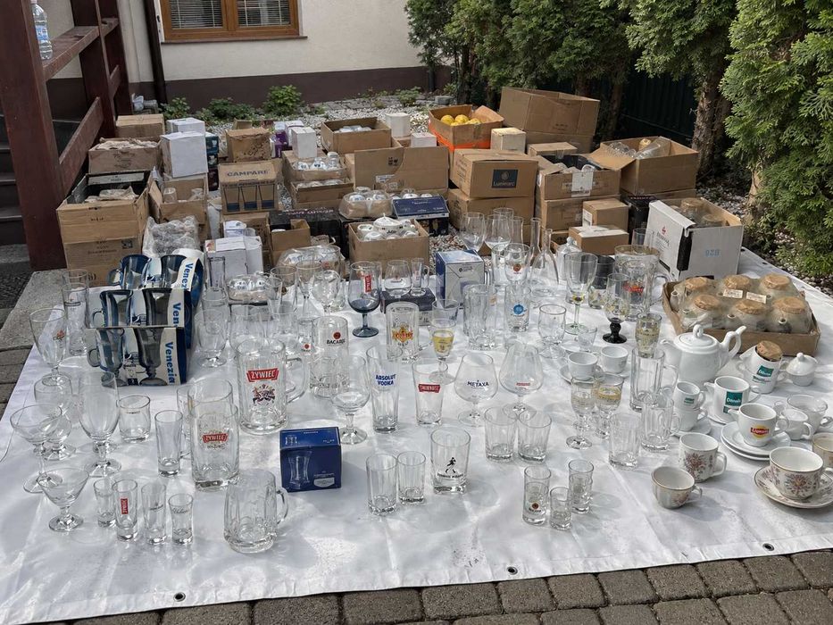 Markowe szkło gastronomiczne - 2000 szt. kufle, kieliszki, filiżanki, dzbanki, itp.