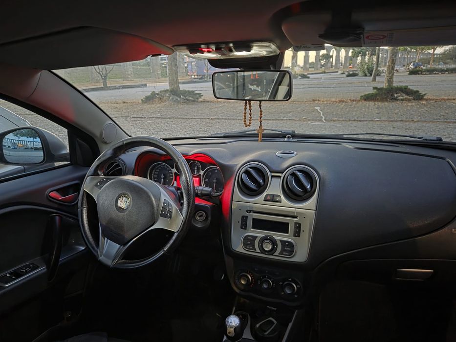 Alfa Romeo MiTo 1.3 JTDM (2012)