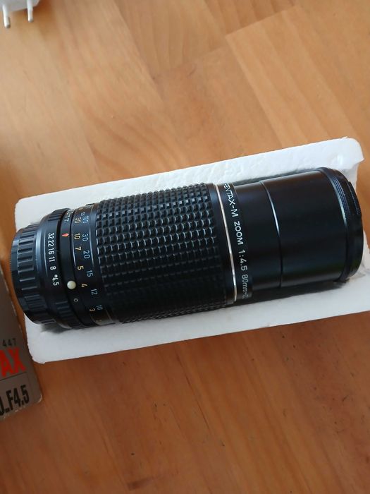 Pentax ME + SMC 50mm f/1.7 + 80-200mm f/4.5 + Flash Sunpak GX24
