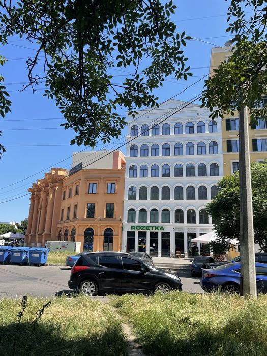 ФАСАД! Двухуровневое Помещение 150 метров! ЖК VIA ROMA!