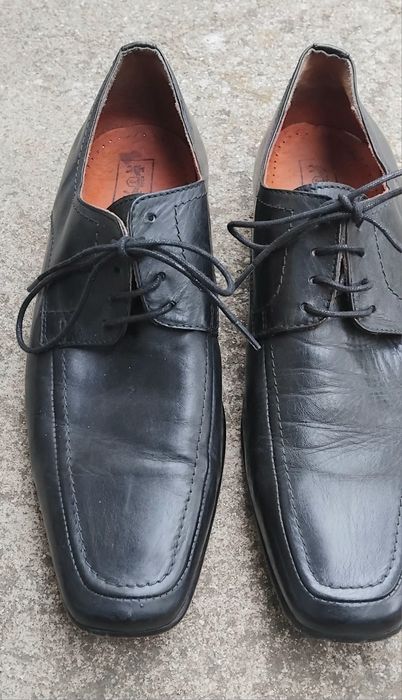 Sapatos clássicos pretos Homem 42!