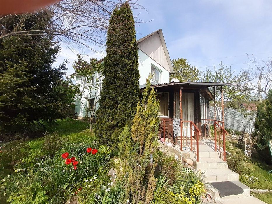 Здам 2-поверховий будинок Романків, Підгірці, Безрадичі LM