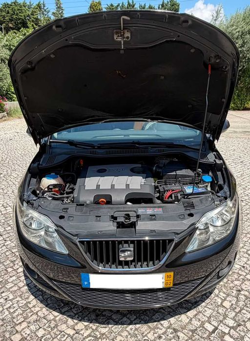 SEAT Ibiza 6J 1.6 TDI 90 CV de 2010