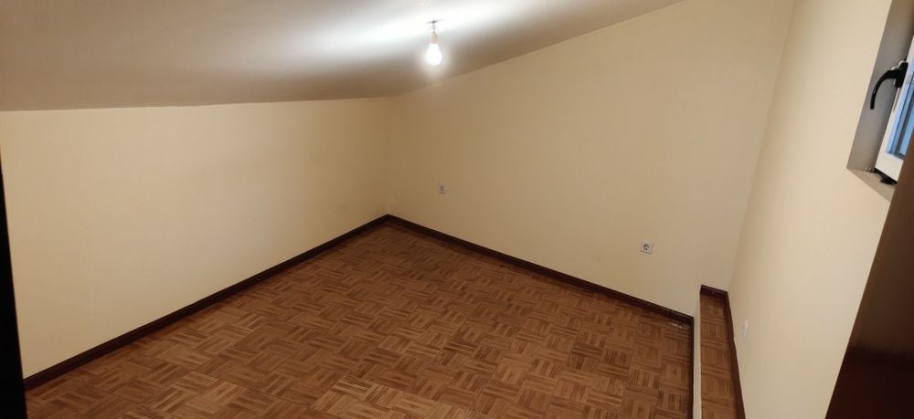 Casa T3+1 para alugar