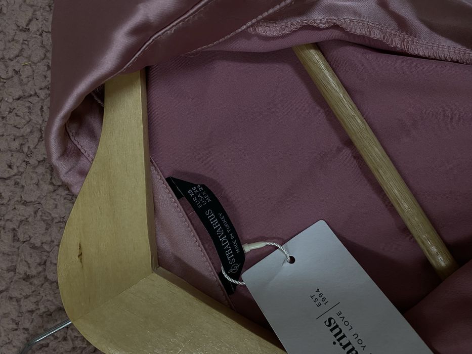 Vestido Zara novo com etiqueta rosa