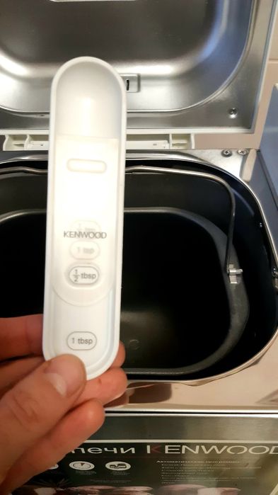 Хлібопічка Kenwood BM250