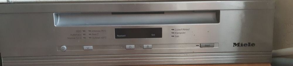Продам посудомойку Miele  6100