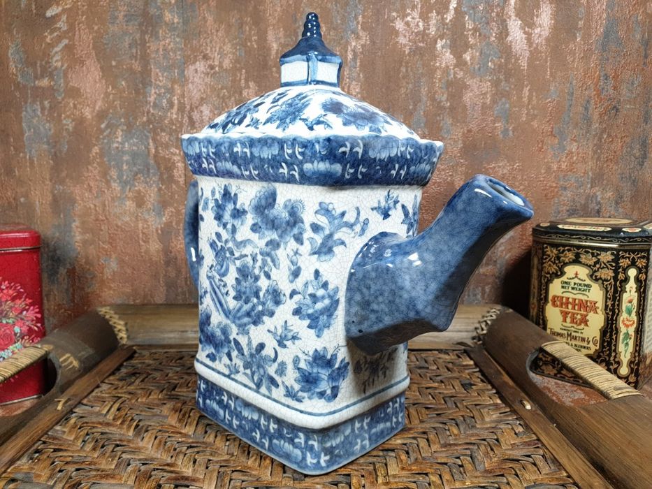 Ancient Chinese Ceramic Teapot423107832044605443