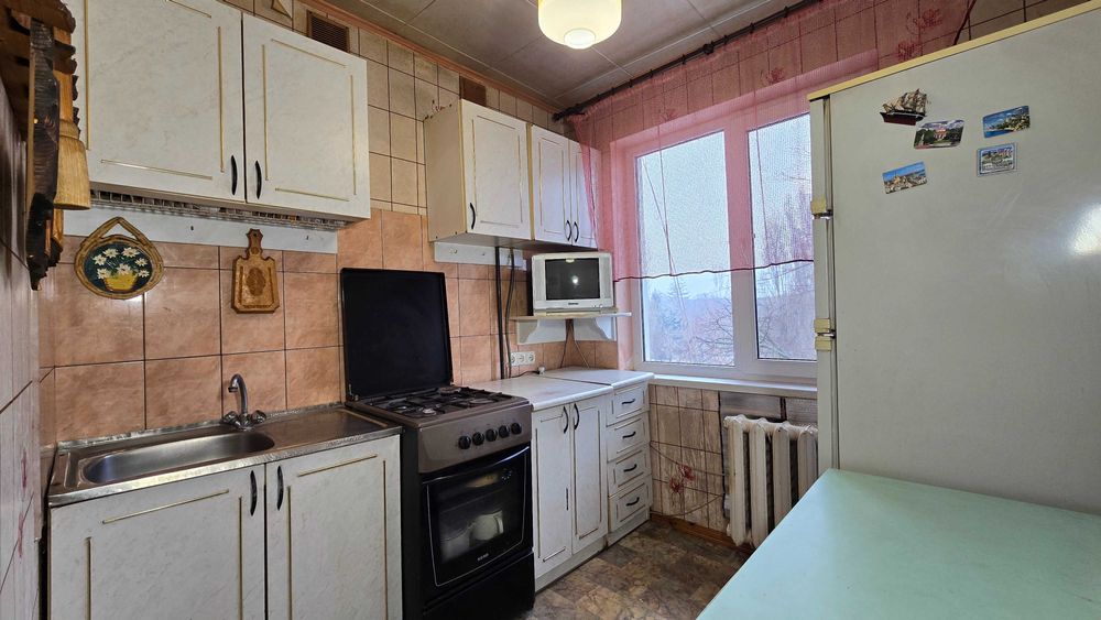 Сдаю квартиру на 129кв (Покровский район)