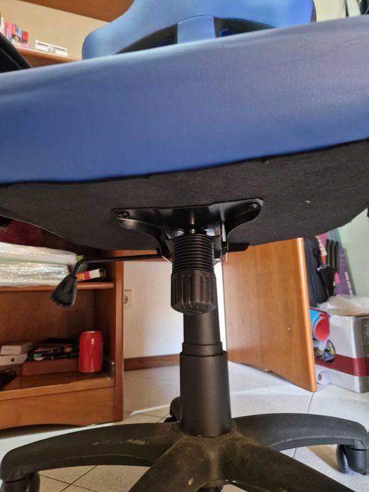 Cadeira Gaming BlitzWolf – Como Nova!