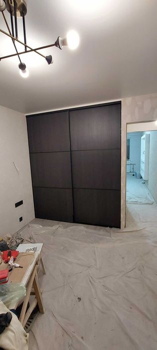 Ремонт та складання корпусної мебелі