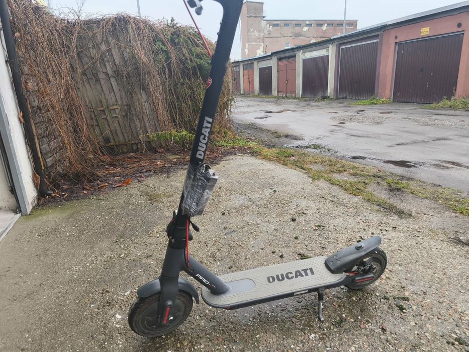 Hulajnoga elektryczna