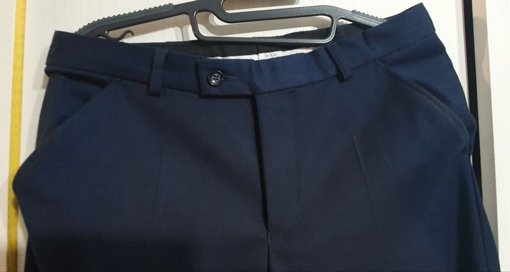 Garnitur młodzieżowy granatowy 170/92/82