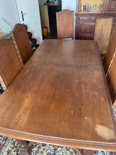 Mesa de jantar em nogueira maciça estilo Sec XVII