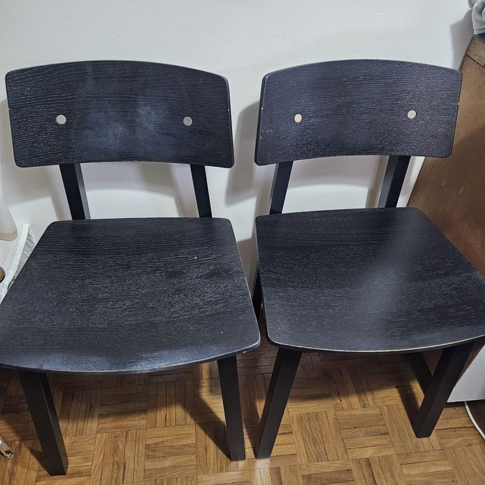 Duas cadeiras ikea 20€ as duas