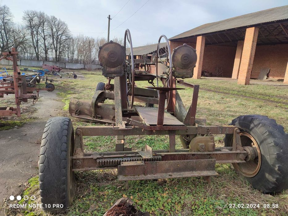 Грейдер причіпний Д-20Б