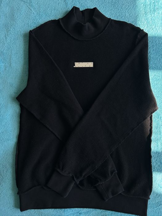 Свитшот HUSLL Mock Neck Black