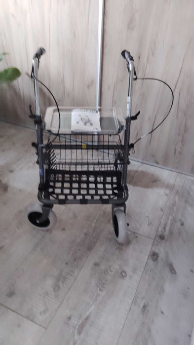 Balkonik stalowy nowy