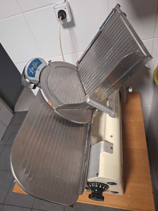 Krajalnica do wędlin Lan Elec