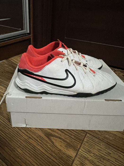 Продам фудзалки бутси Nike 35р.