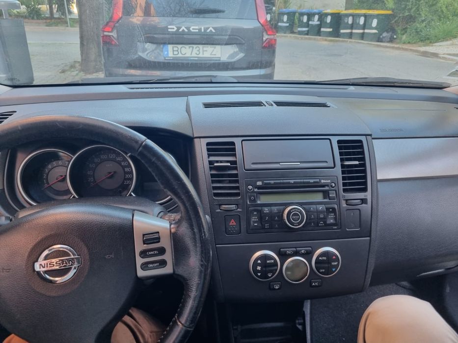 Nissan Tiida (2008)