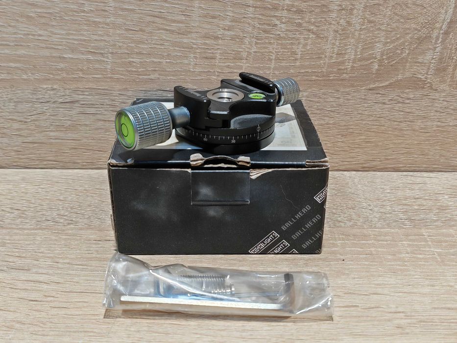 Głowica/podstawa poziomująca do statywu