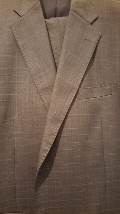 Fato homen clássico como novo  cor  cinza