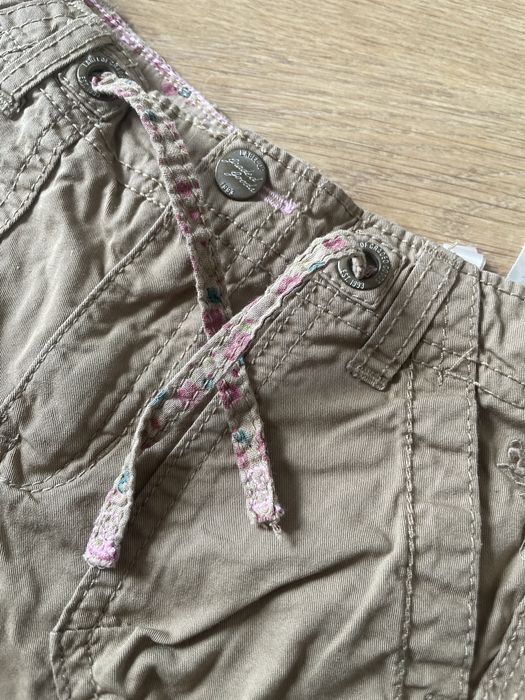 Szorty 92 hm khaki nowe