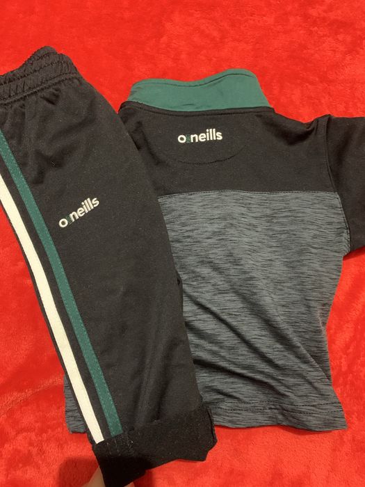 Продам детский спортивный костюм