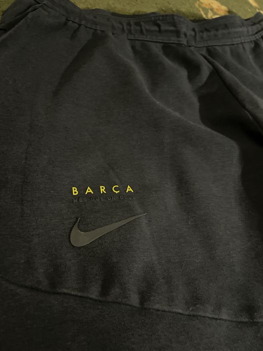 Спортивні штани Nike