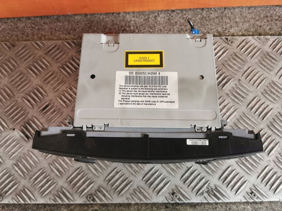 radio mercedes w211 oe becker cd/dvd/gps